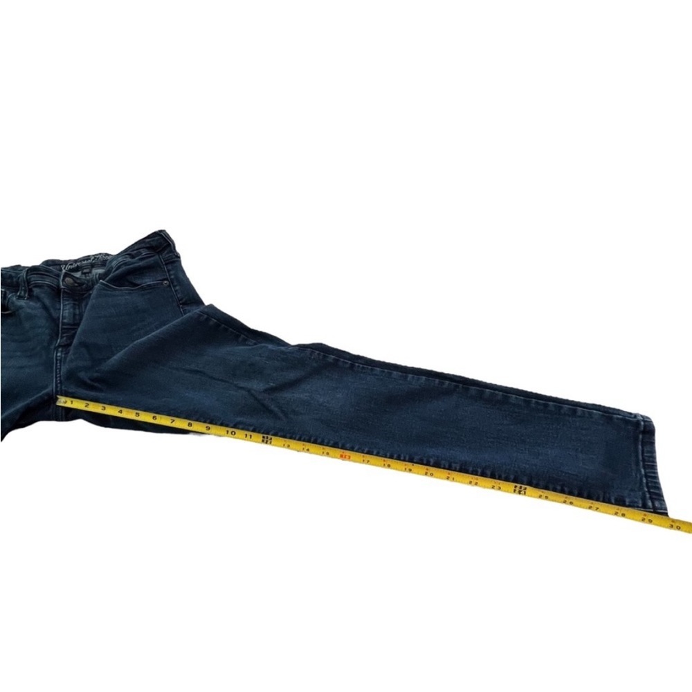 Universal Thread High Rise Skinny Jean - Picture 8 of 13